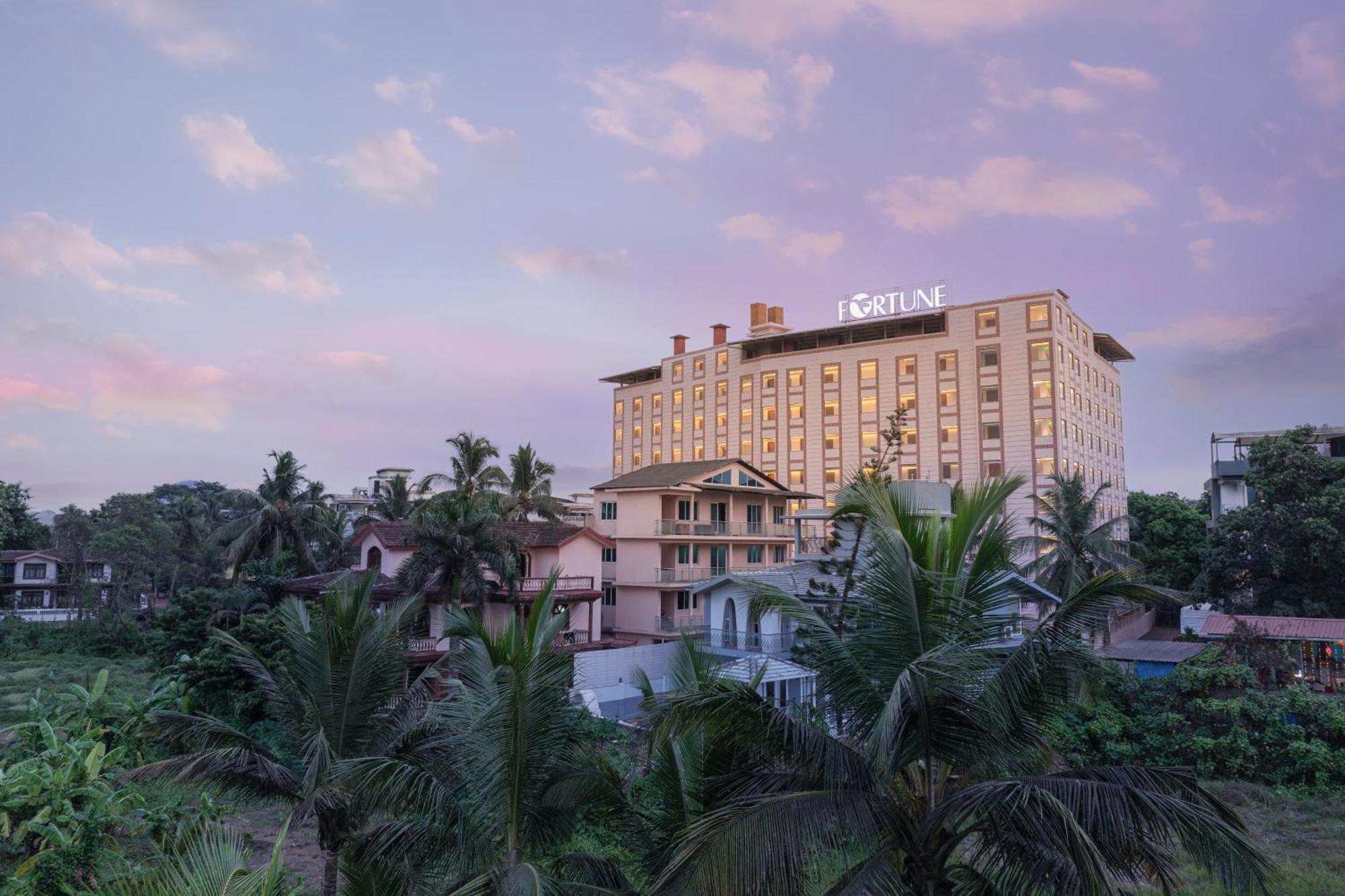 Fortune Select Candolim, Goa - Member Itc Hotels' Group Exterior photo